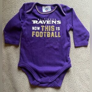 NFL Baltimore Ravens football onesie Size 3-6‎ months Maryland
